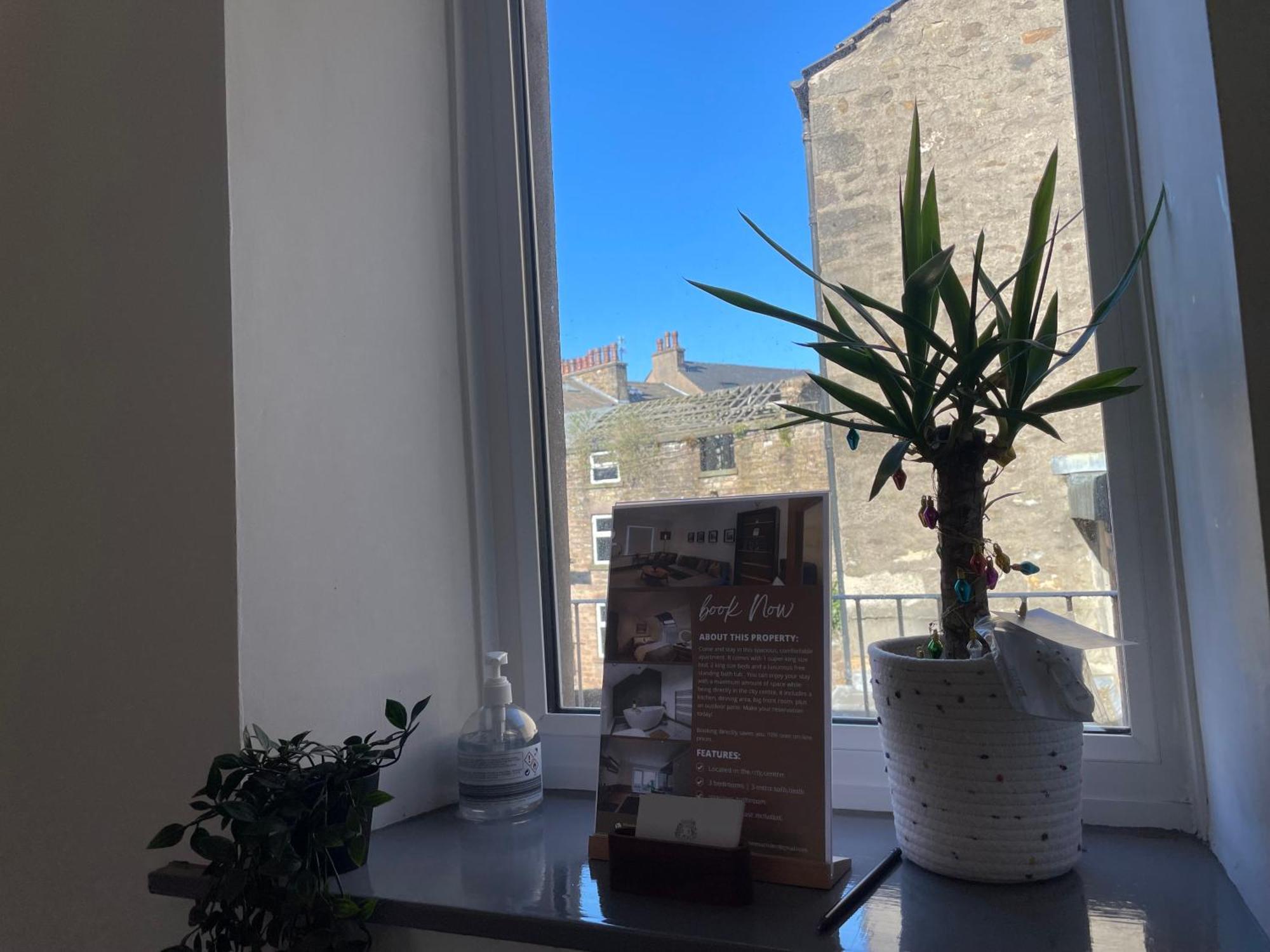Spacious City Centre Property Lancaster Exterior foto